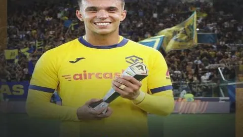 安洗瑩未現頒獎典禮，網友力挺要求會長辭職！